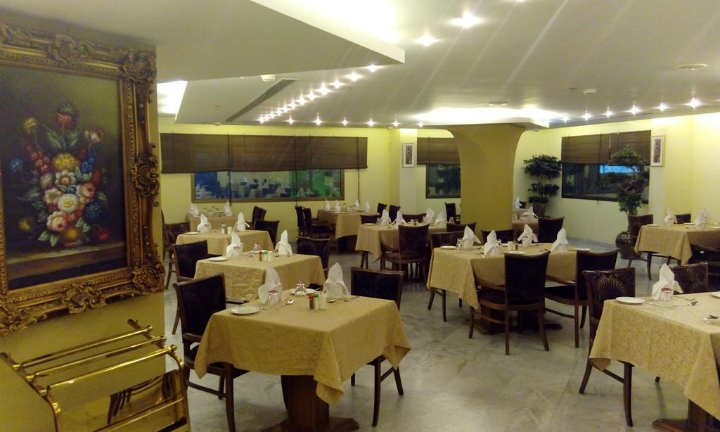 Hala Hotel Al Khobar Esterno foto