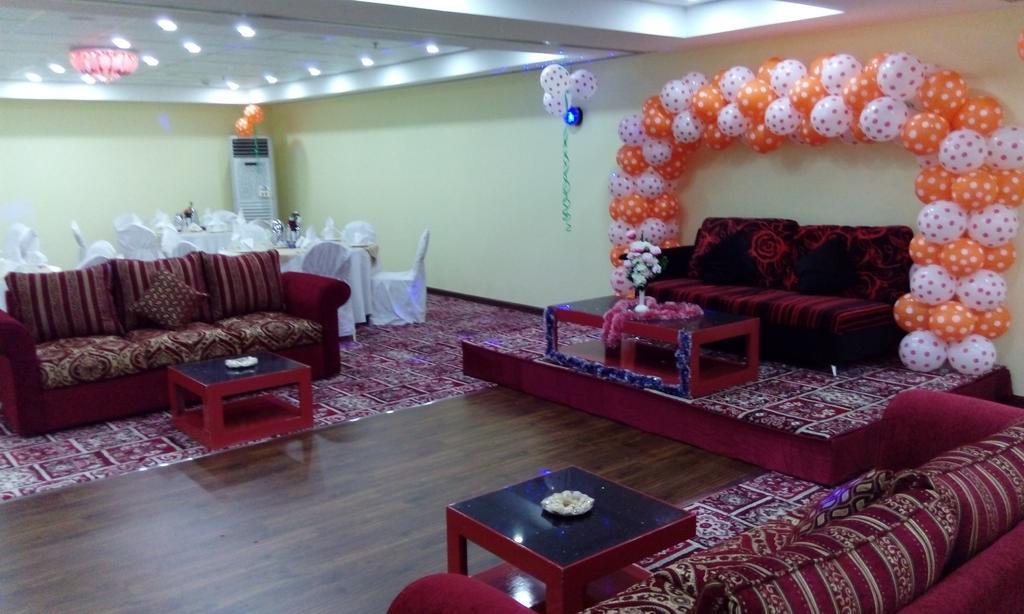 Hala Hotel Al Khobar Esterno foto