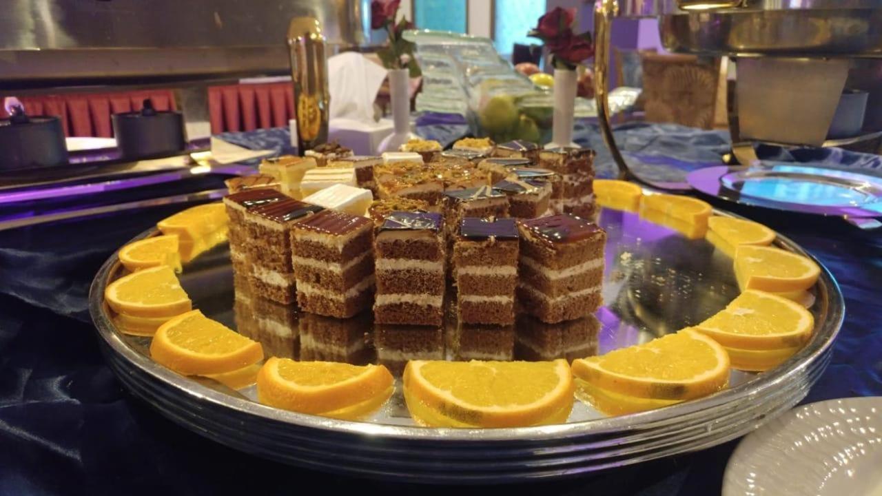 Hala Hotel Al Khobar Esterno foto