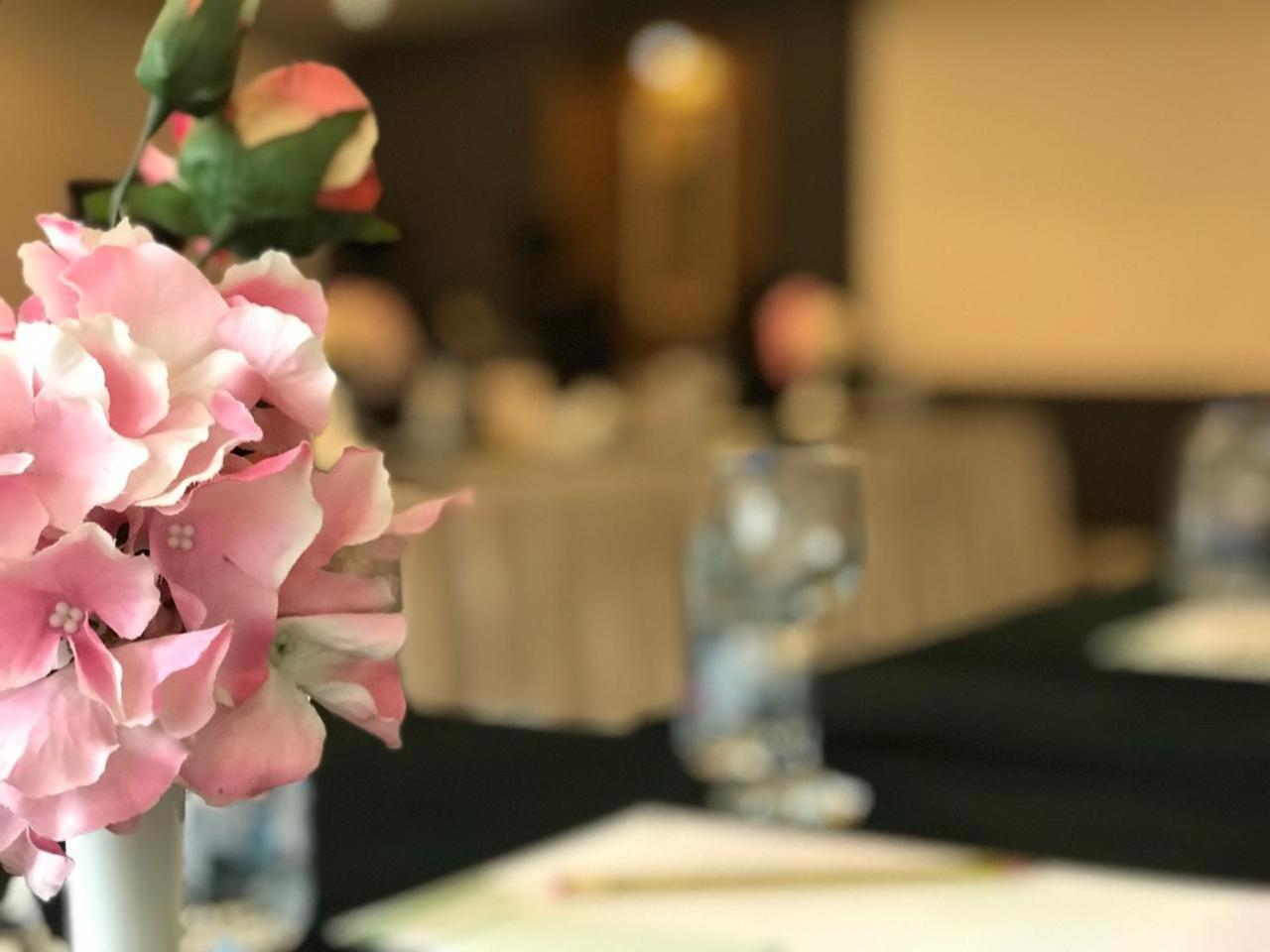 Hala Hotel Al Khobar Esterno foto